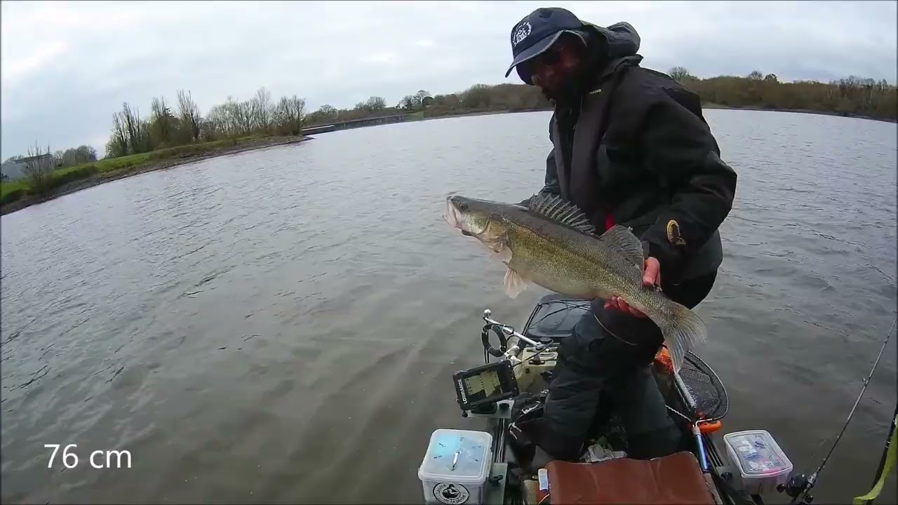 Sandre en diagonale en kayak