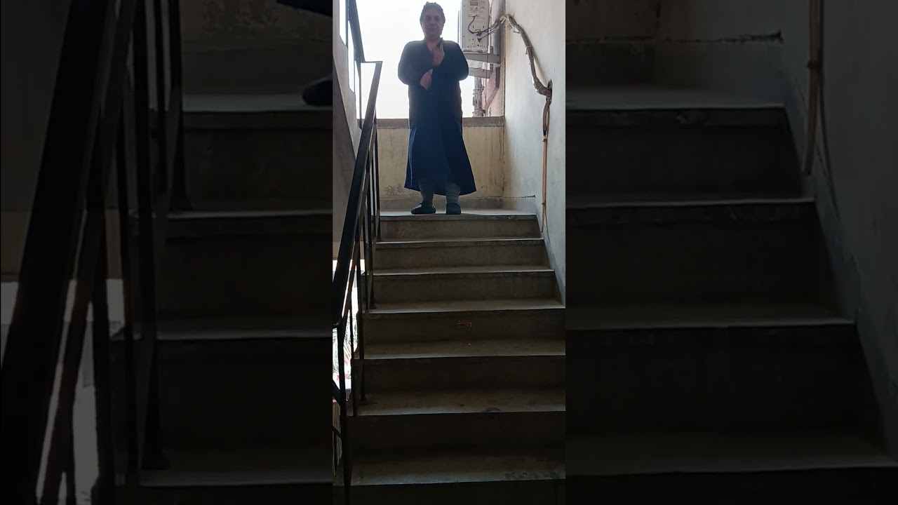 Stair climbing after knee replacement 