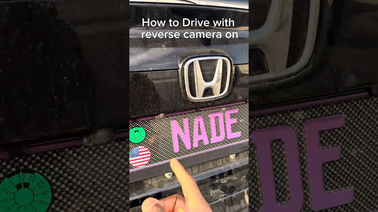 Как включить камеру заднего вида во время вождения