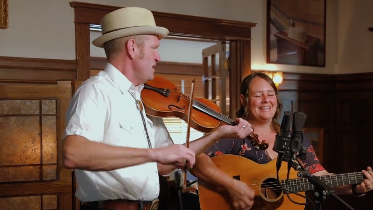 Nadine Landry and Stephen Sammy Lind - Rye Whiskey