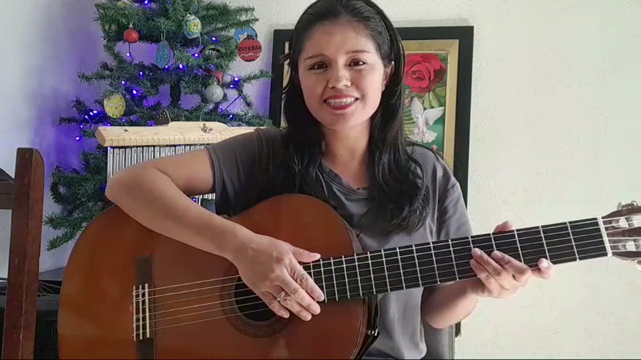 MADRE DEL DIVINO PAN. COMUNIÓN