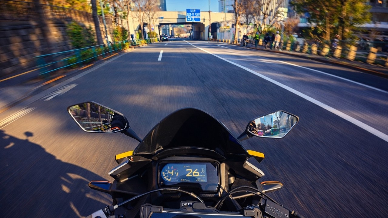 Smooth Day Ride Through Tokyo – Shinjuku to Akihabara