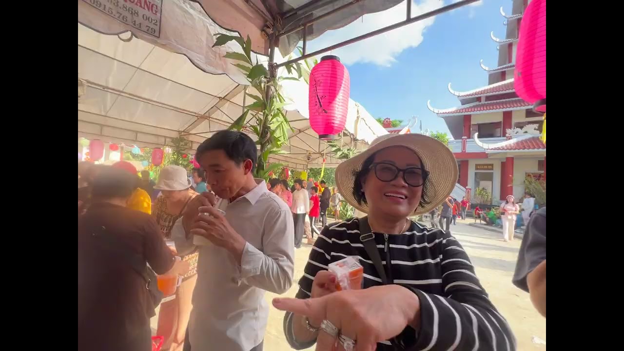 Rằm tháng giêng Phật tử về chùa Long Bửu rất đông