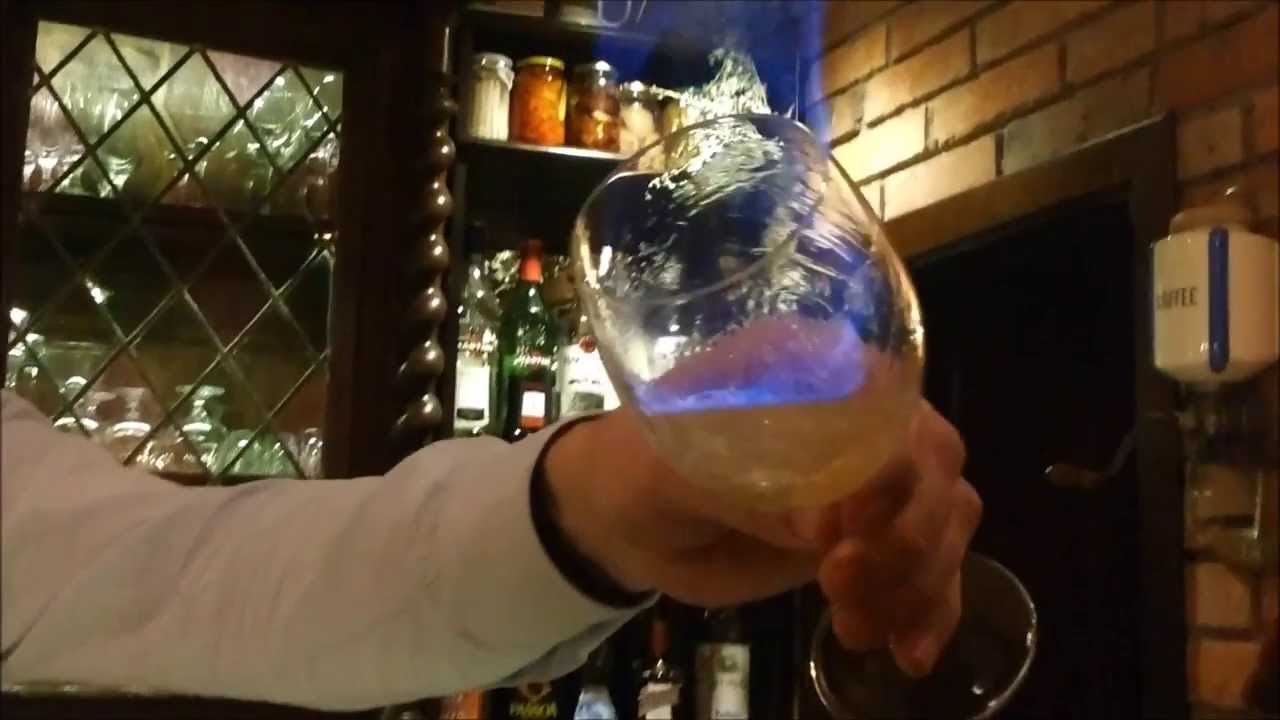 Płonąca Sambuca w restauracji Ratuszowa.