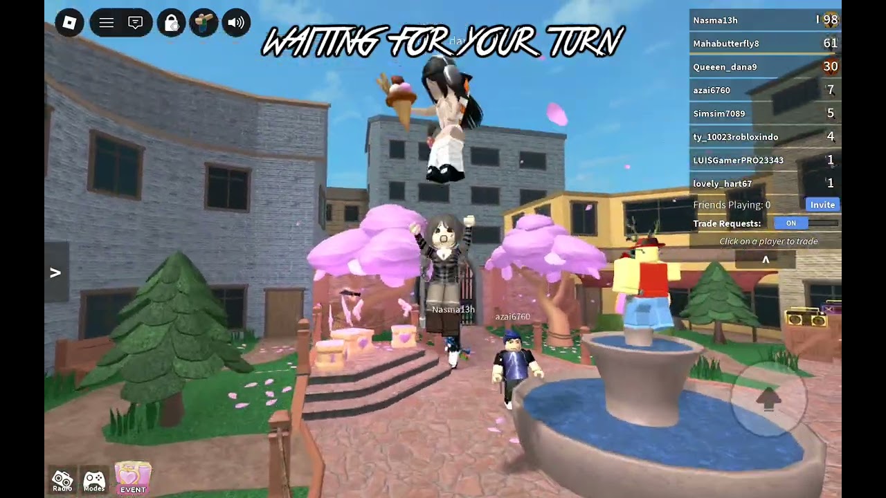 Play a day of mm2 with me
