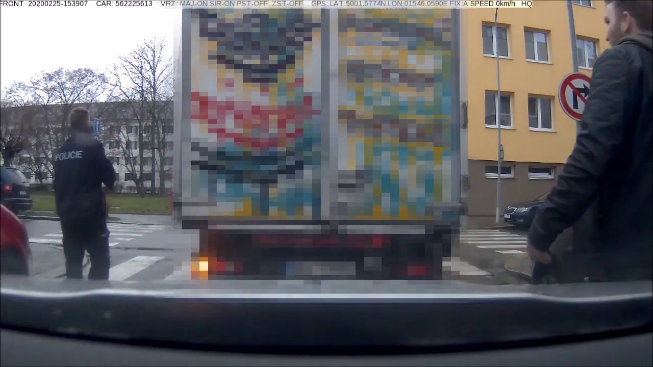 ZASTAVEN&Iacute; ODCIZEN&Eacute; DOD&Aacute;VKY V PARDUBIC&Iacute;CH