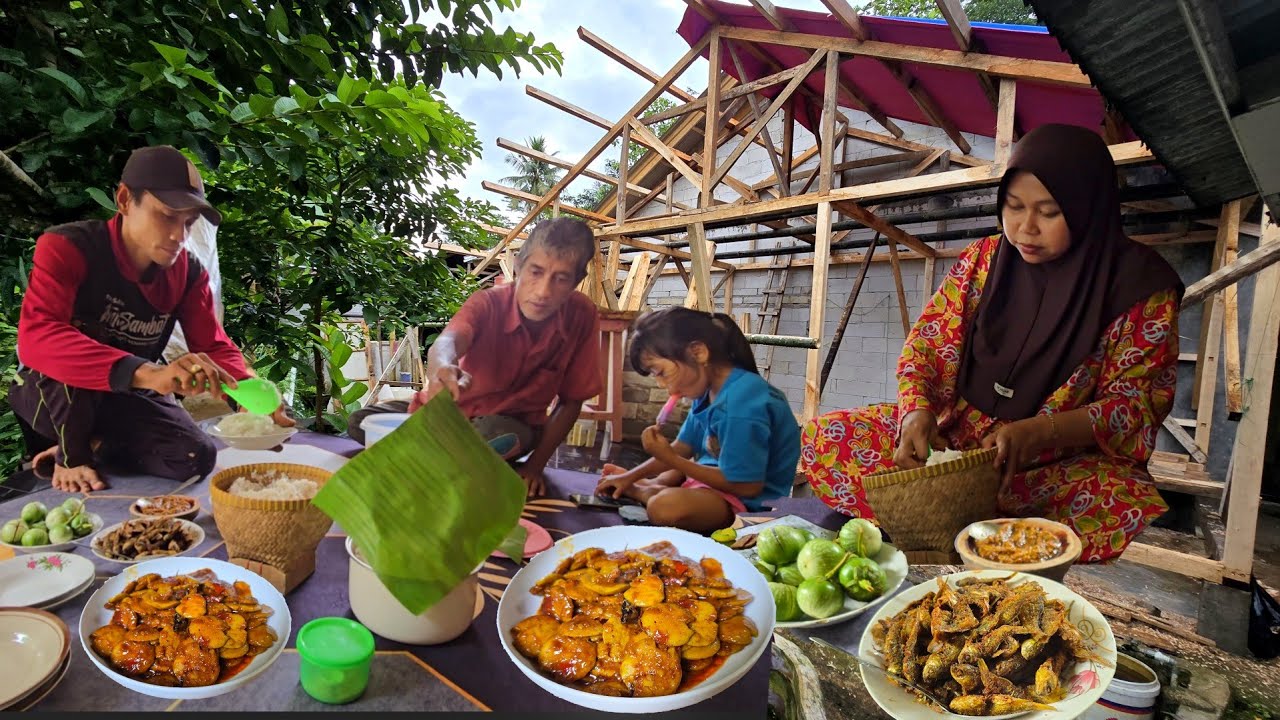 Bongkar Dapur Ema, Bumil Masak Semur Jengkol, Goreng Burayak, Lalap Sambel
