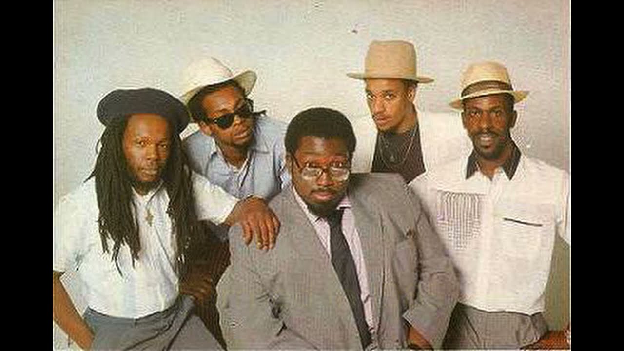 Undivided Roots - Rock Dis Ya Music