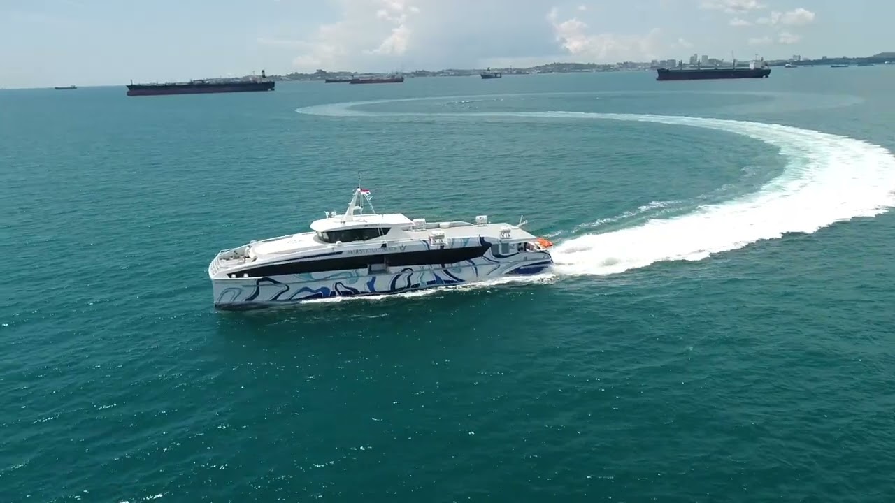 Majestic Ultimate Fast Ferry 🛳️