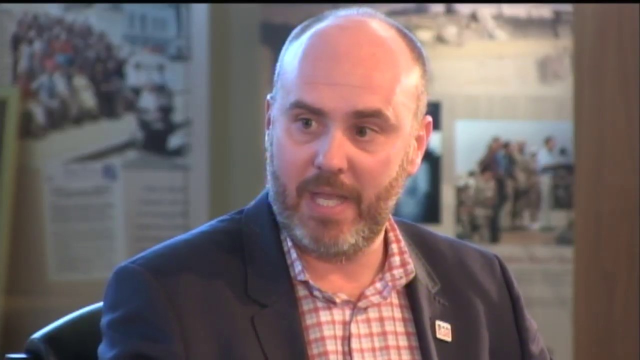 Beyond Red and Blue: Creating a New Political Party