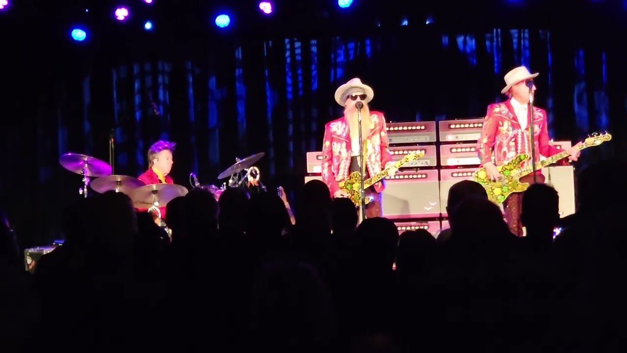 Billy F Gibbons performs 'Gimme All Your Lovin'' at the Tupelo Music Hall in Derry, NH - 2026-02-10