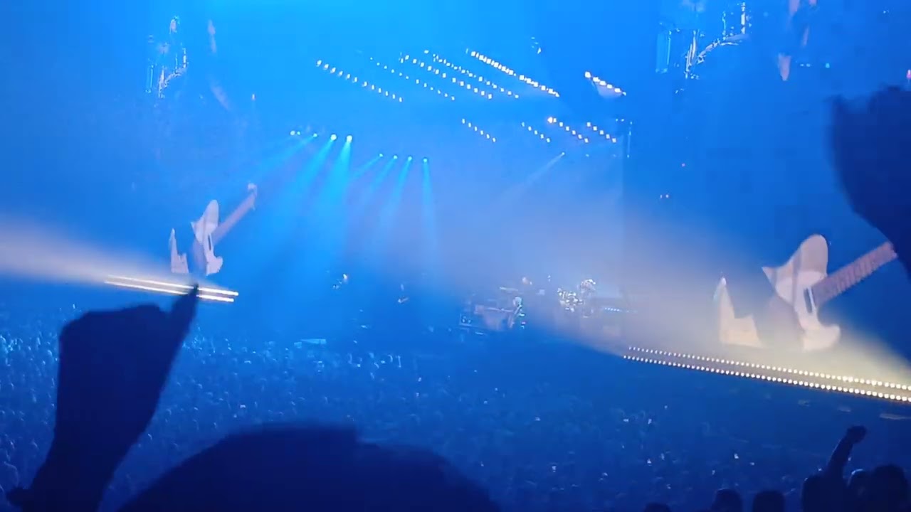 Paul McCartney- Hey Jude                                      San Antonio, Tx     10-25-25 
