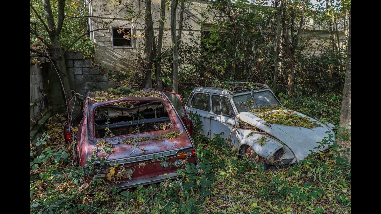 Urbex - We vonden oldtimers bij de verlaten fabriek!!