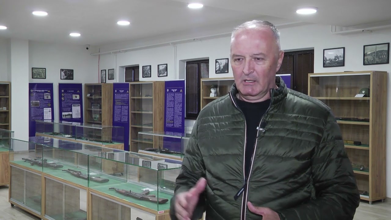 Ministar odbrane BiH Zukan Helez u radnoj posjeti kasarni OS BiH „Adil Bešić“ u Bihaću