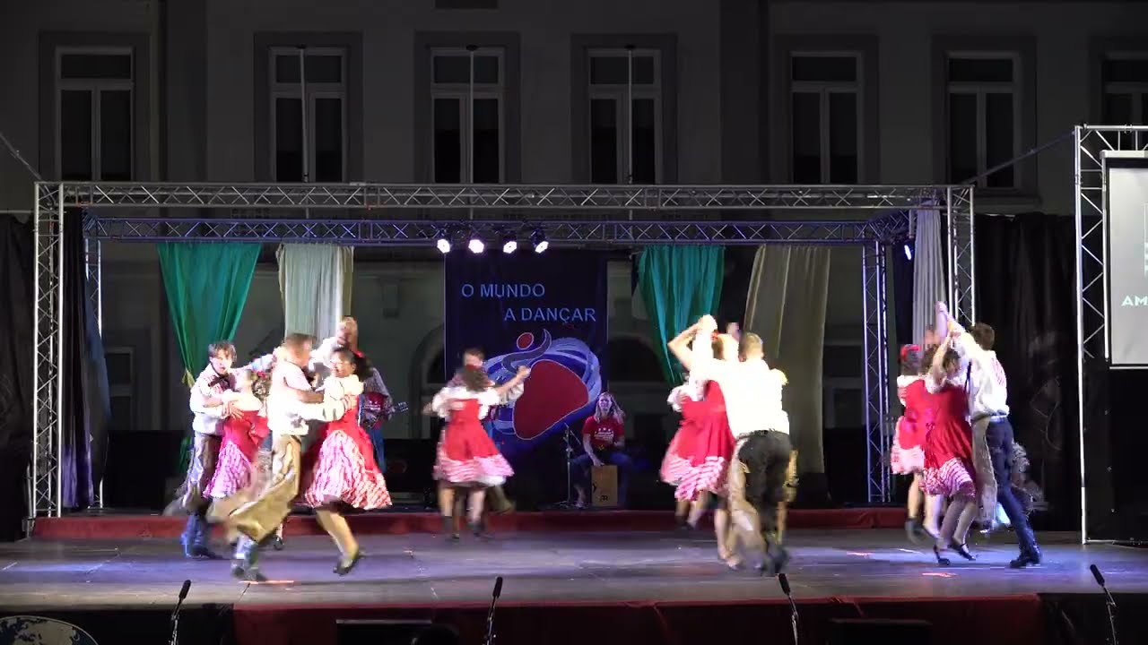 USA's folk dance: Hoedown