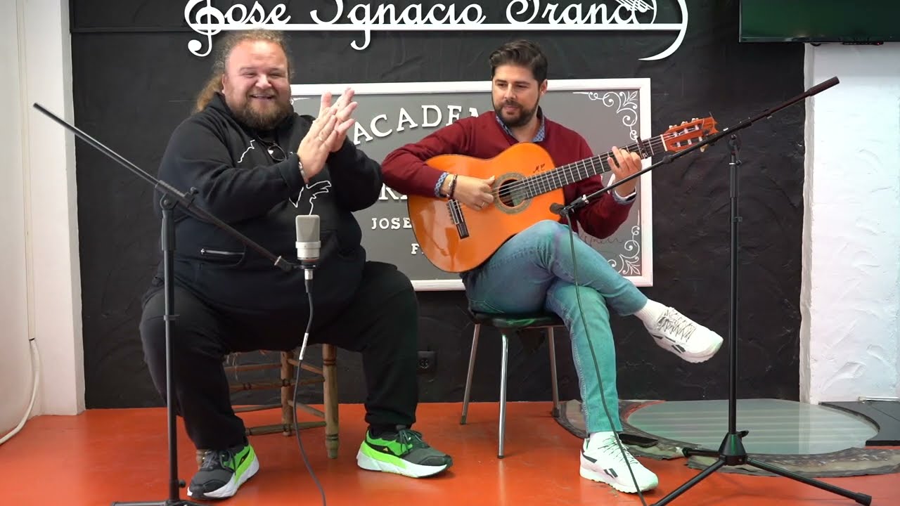 Manuel Valencia & Ezequiel Benitez en la escuela José Ignacio Franco