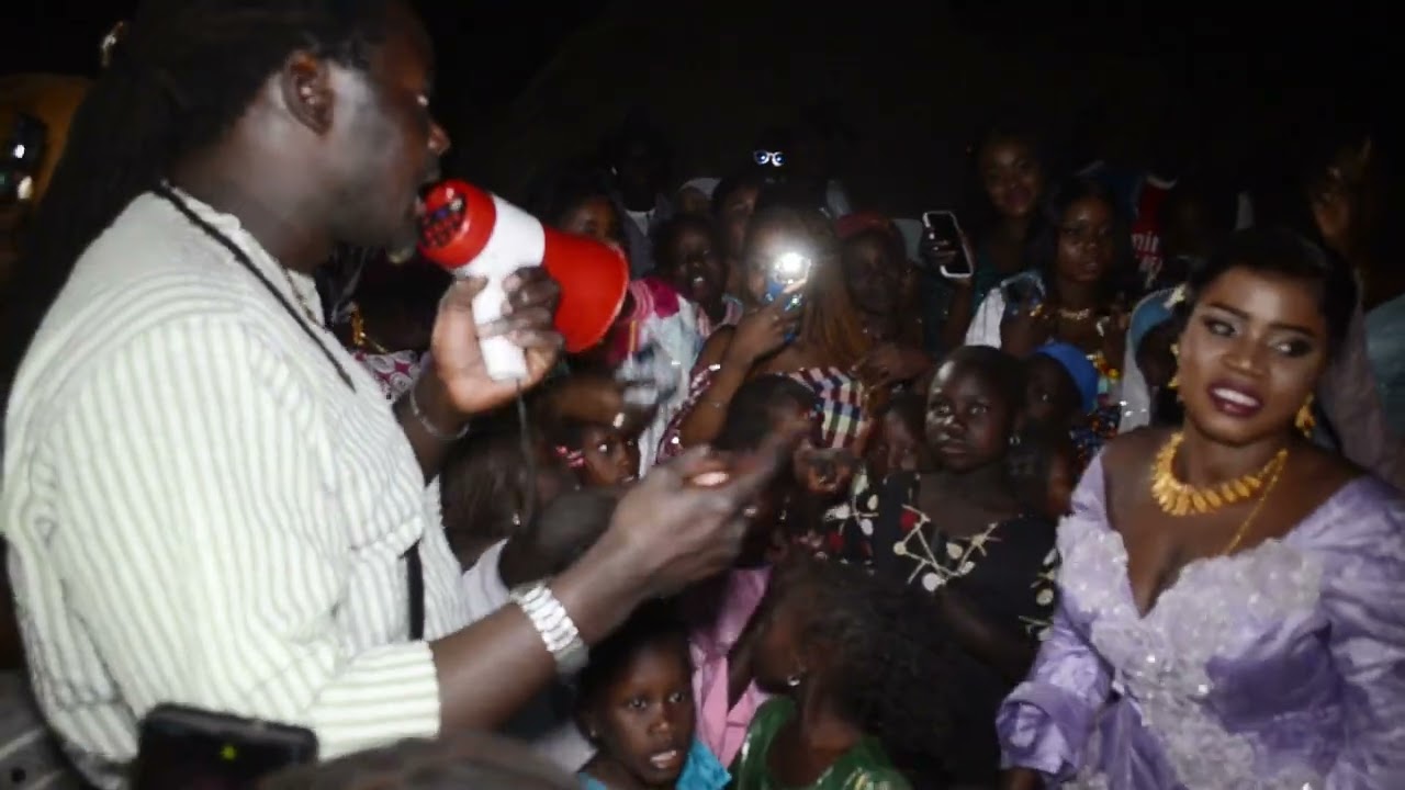 ARRIVEE DE AMI ACCEUILLI PAR MOUSSA DIOUF A NDOMBOUNTH