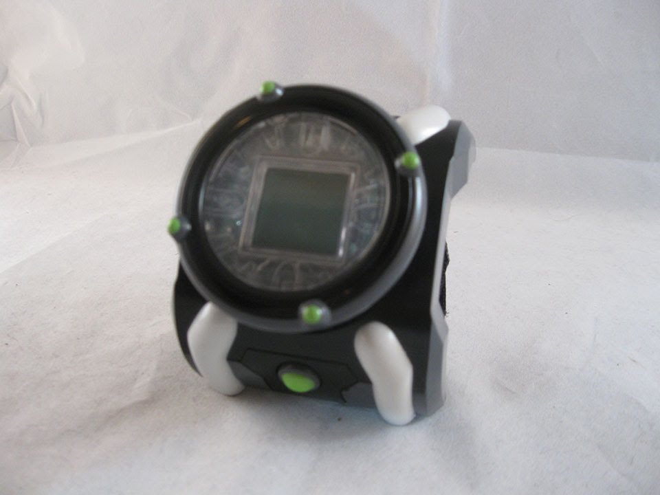 Обзор Ben 10 Classic Deluxe Omnitrix (ЖК-игра)