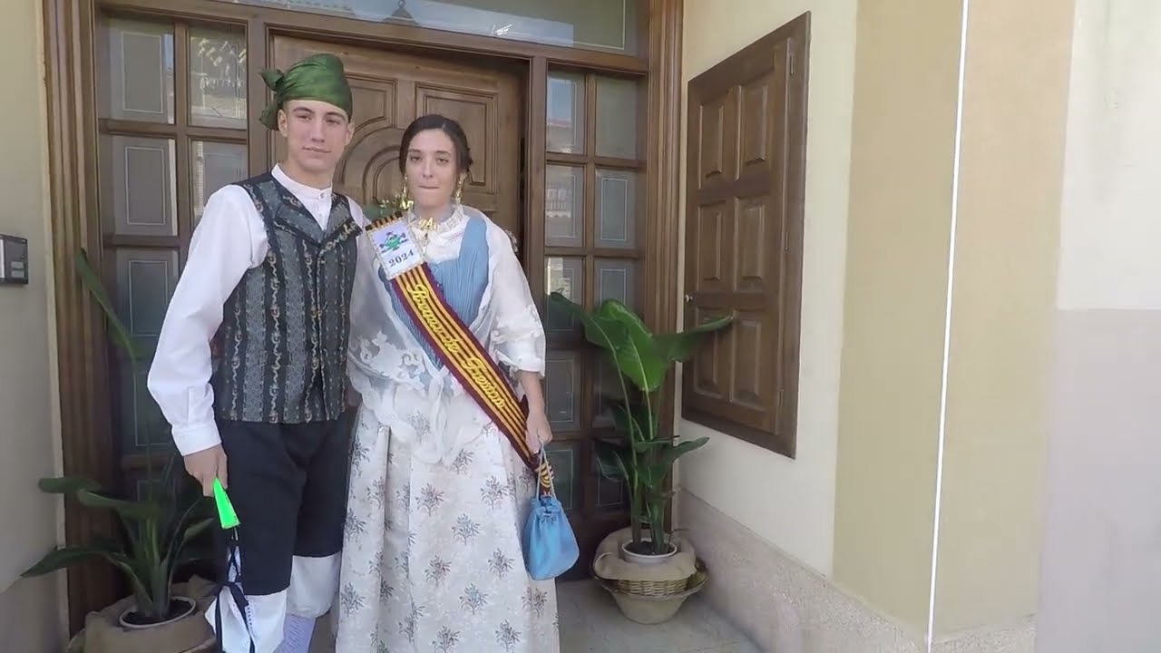 Fiestas Valdeltormo 2024 Pasacalles Reinas 15 de agosto