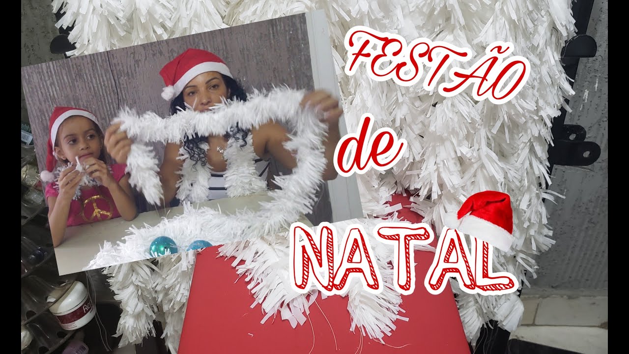 Fest&atilde;o de Natal feito com SACOLAS PL&Aacute;STICAS