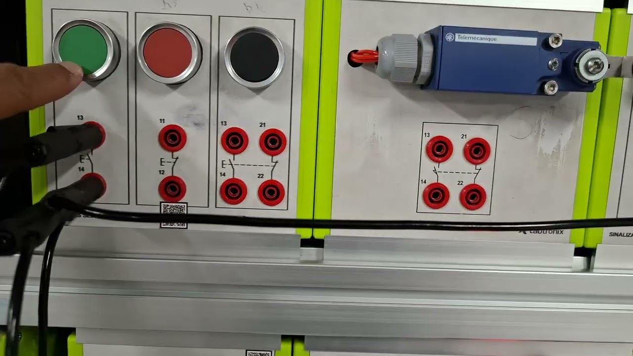 Partida direta com reversão de Motor de Indução Trifásico 