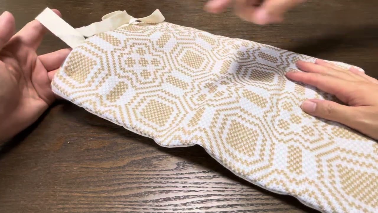 出来ました！丁寧かな？「イーラーショシュ」を刺して、最後にはこんなに素敵な「トートバック」になりました！（みせたい店主のイーラーショシュちゃん）