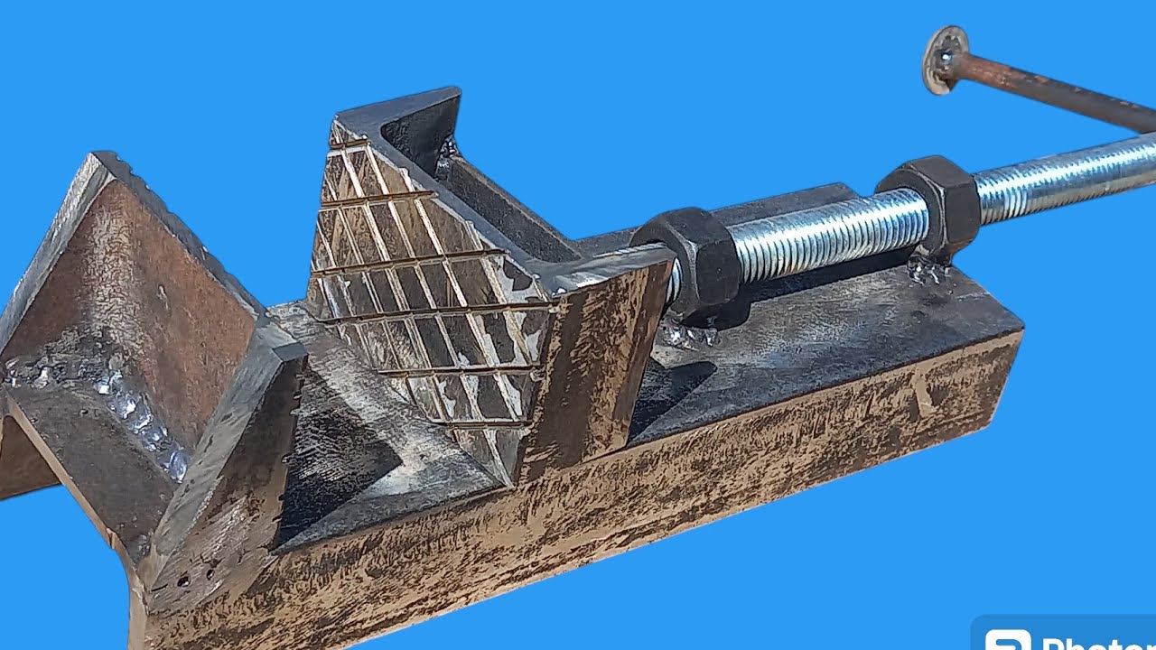 No todo el mundo sabe c&oacute;mo fabricar un tornillo de banco simple y f&aacute;cil de hacer