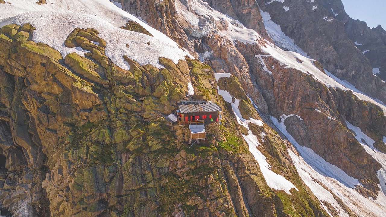 Intervista a Giacomo Benedetti - Rifugio Boccalatte Piolti alle Grandes Jorasses