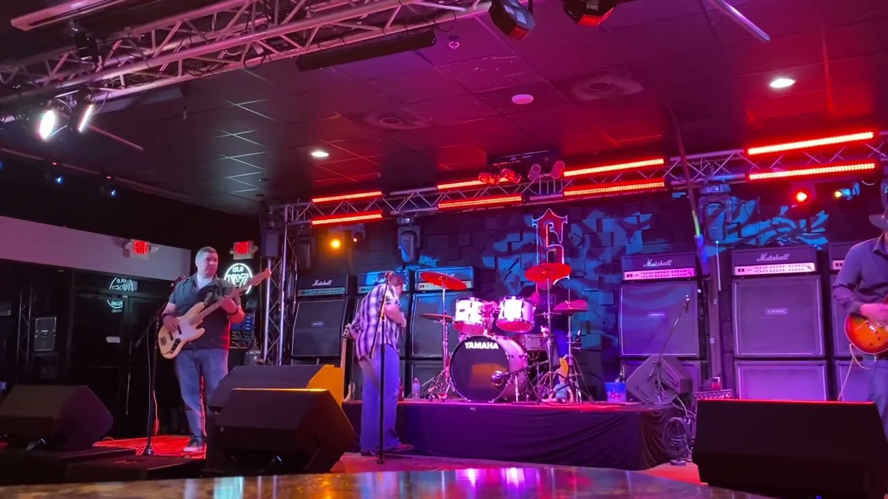 Moonshine Mafia, Miss You