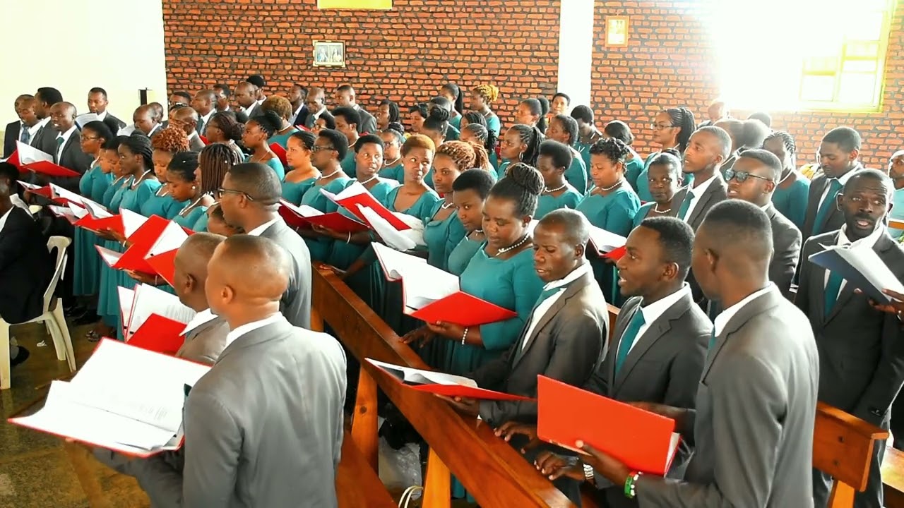 Ngwino Yezu Mukiza & Halleluiah from Messiah by Amis de la Croix Byumba