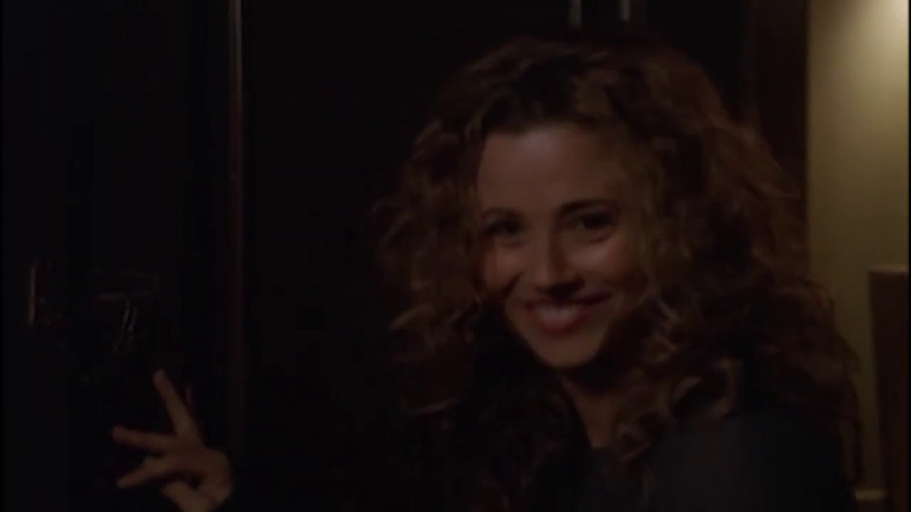 Linda Cardellini - Bloopers / Outtakes