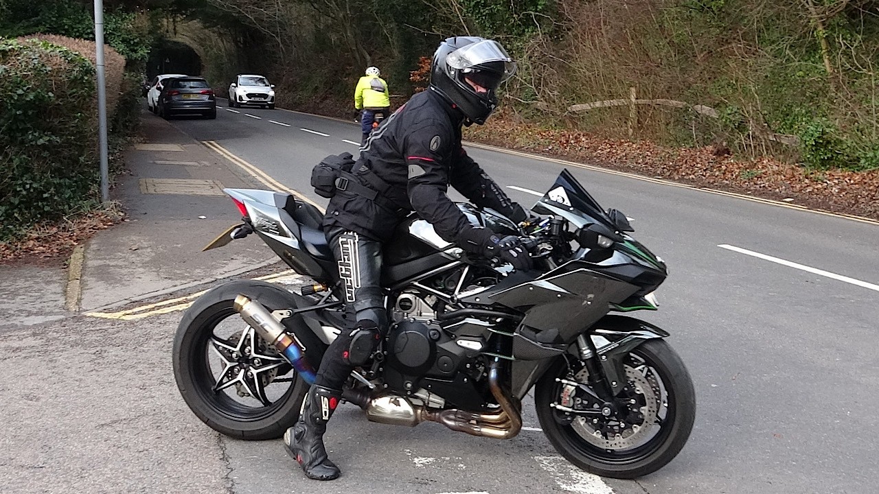 SUPERBIKES SOUNDS & ACCELERATION 2026.BMW M1000RR,Kawasaki H2,Yamaha R1