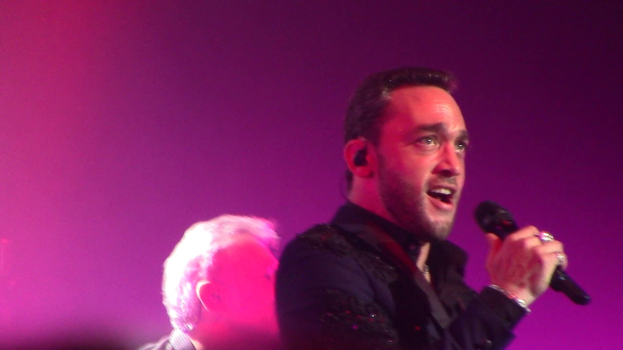 Jean Baptiste Guegan zenith de Lille (6 derriere l amour)