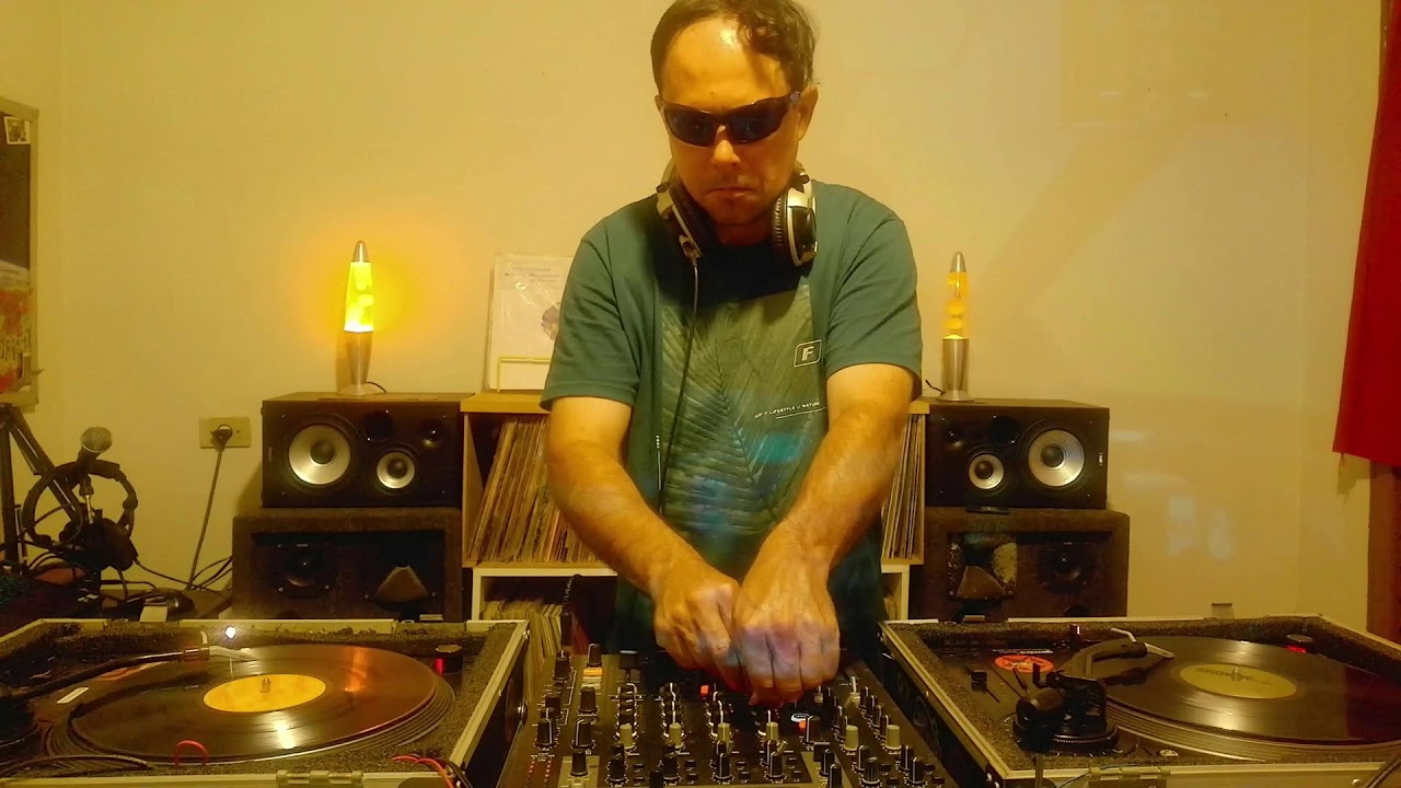 Delcodelic & Newton B - 100% vinyl