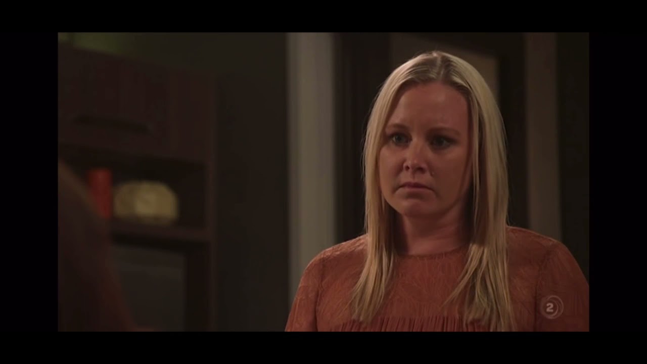 Nicole and Maeve Nicole leaving Maeve behind cause of Leanne and Carla interference. Maecole 17