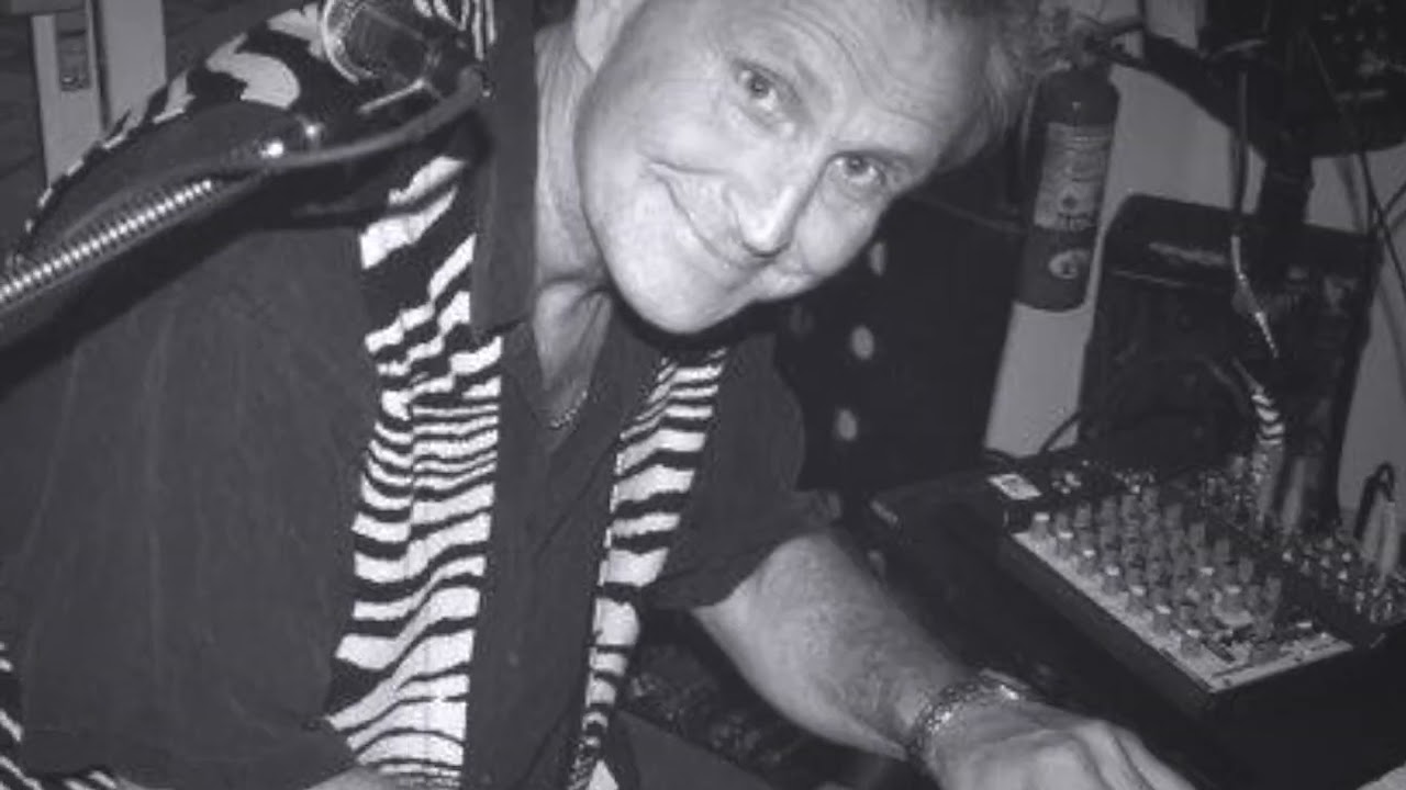 Back In The Good Ol' Bad Ol' Days  (pgsmix) Peter G (c)2024