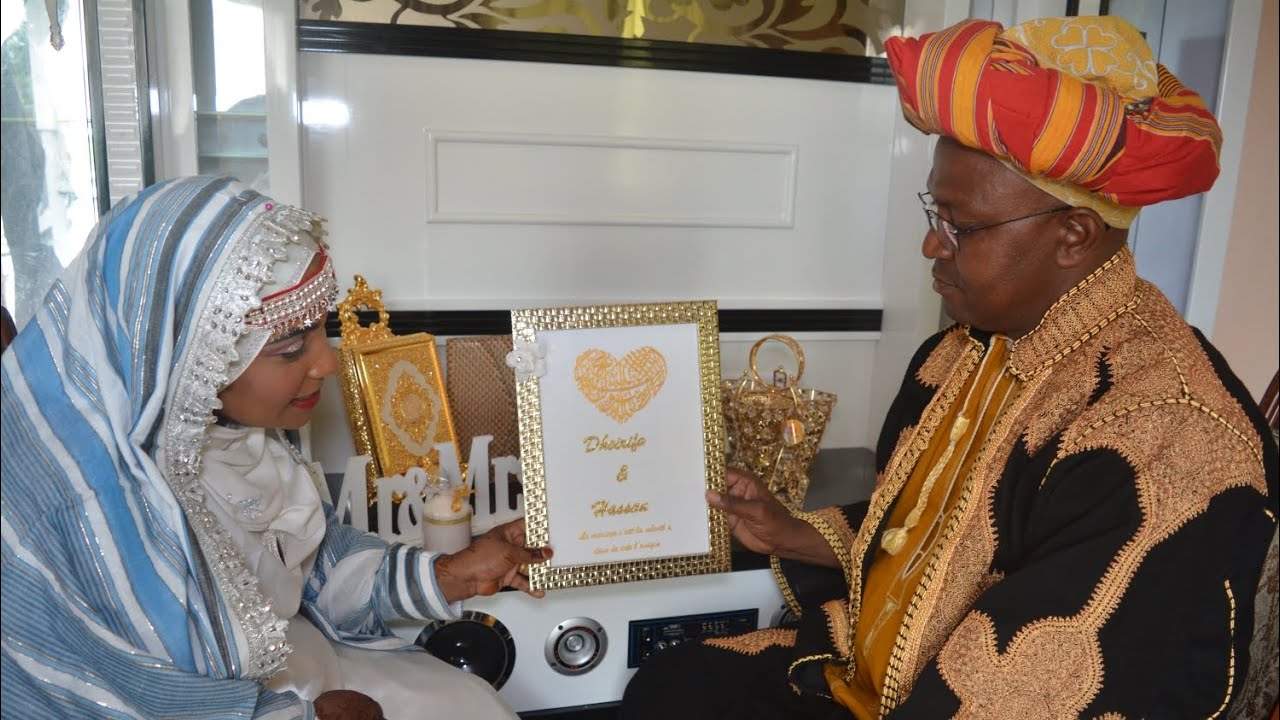 ZIFAFA POUR LE GRAND MARIAGE💍👑👫👰 DE HASSANI RIDJAL AHMADA 💗 DHOIRIFA HOUSSEINE