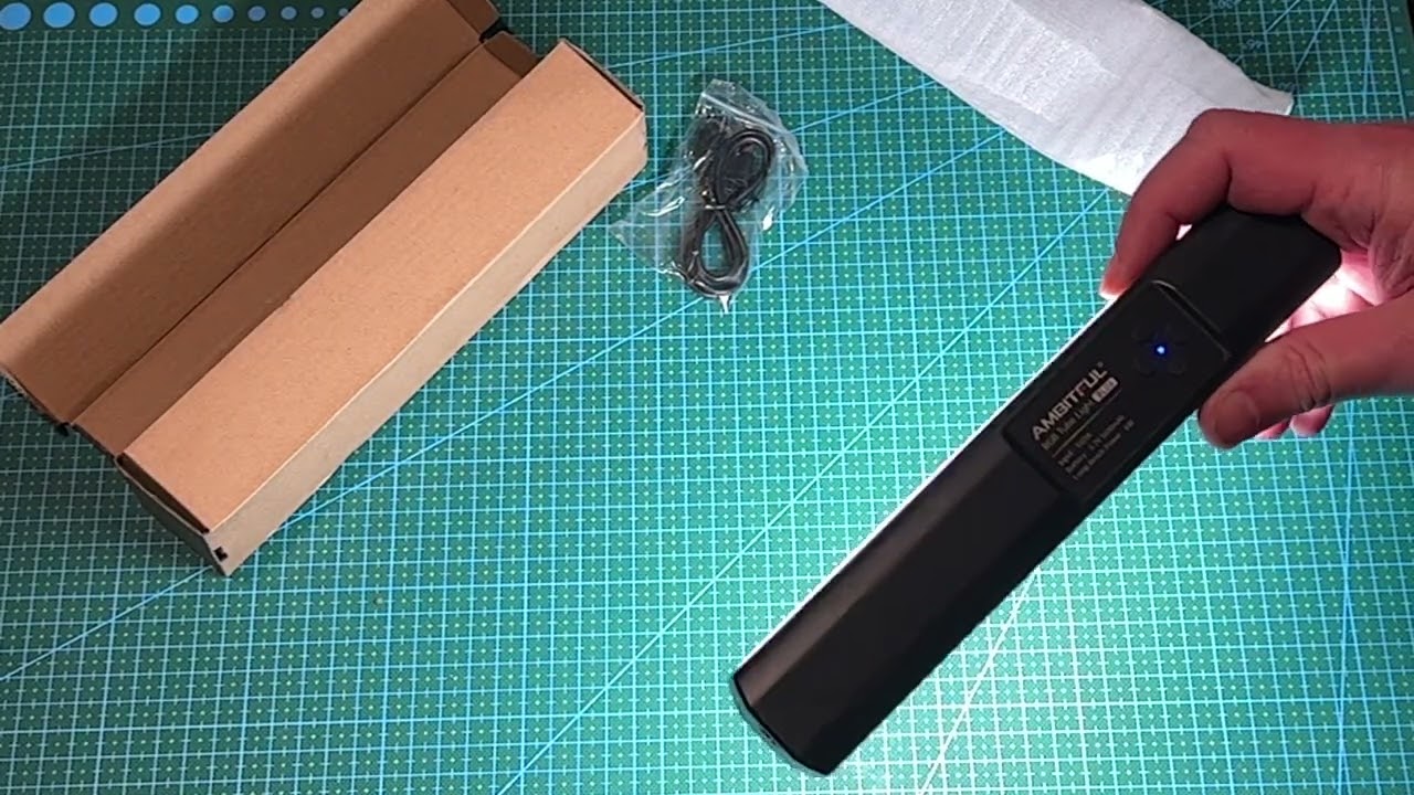 Максимально дешевая RGB палка Ambitful BL06 RGB - светильник за 750 рублей