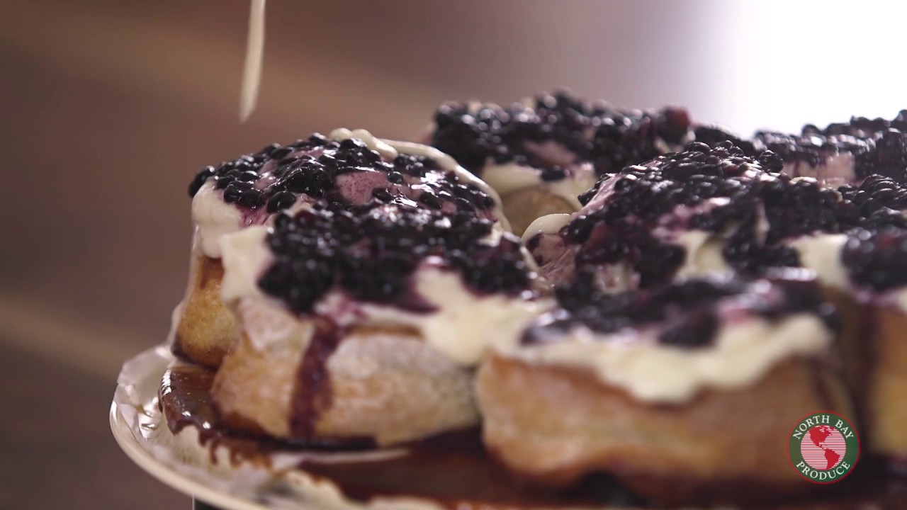 Blackberry Cinnamon Rolls - Extended