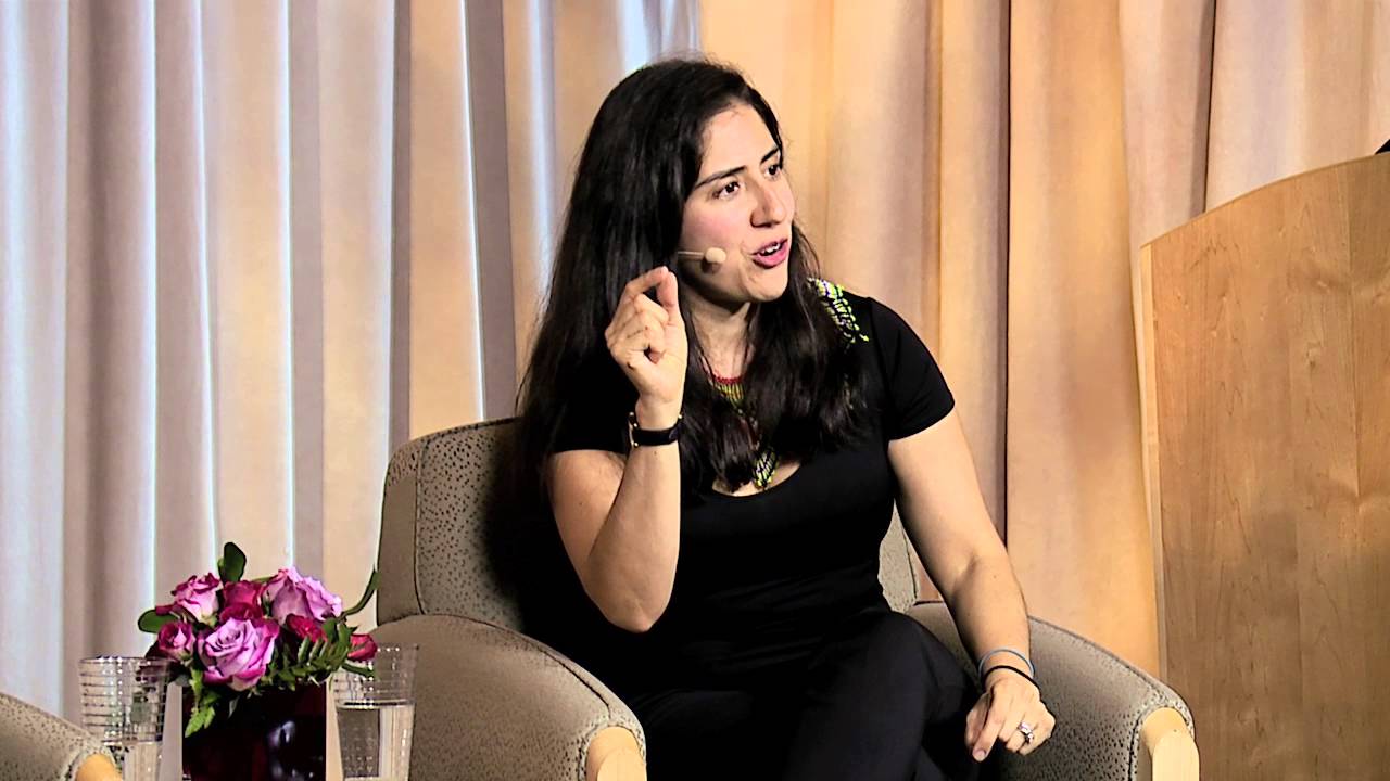 Shirley Velasquez: Postcolonial Trauma & Latinos