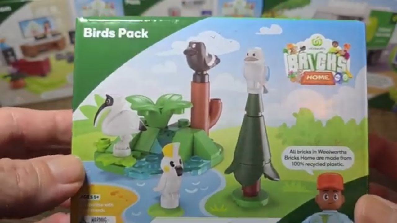 WOOLWORTHS BRICKS HOME BIRDS SET.