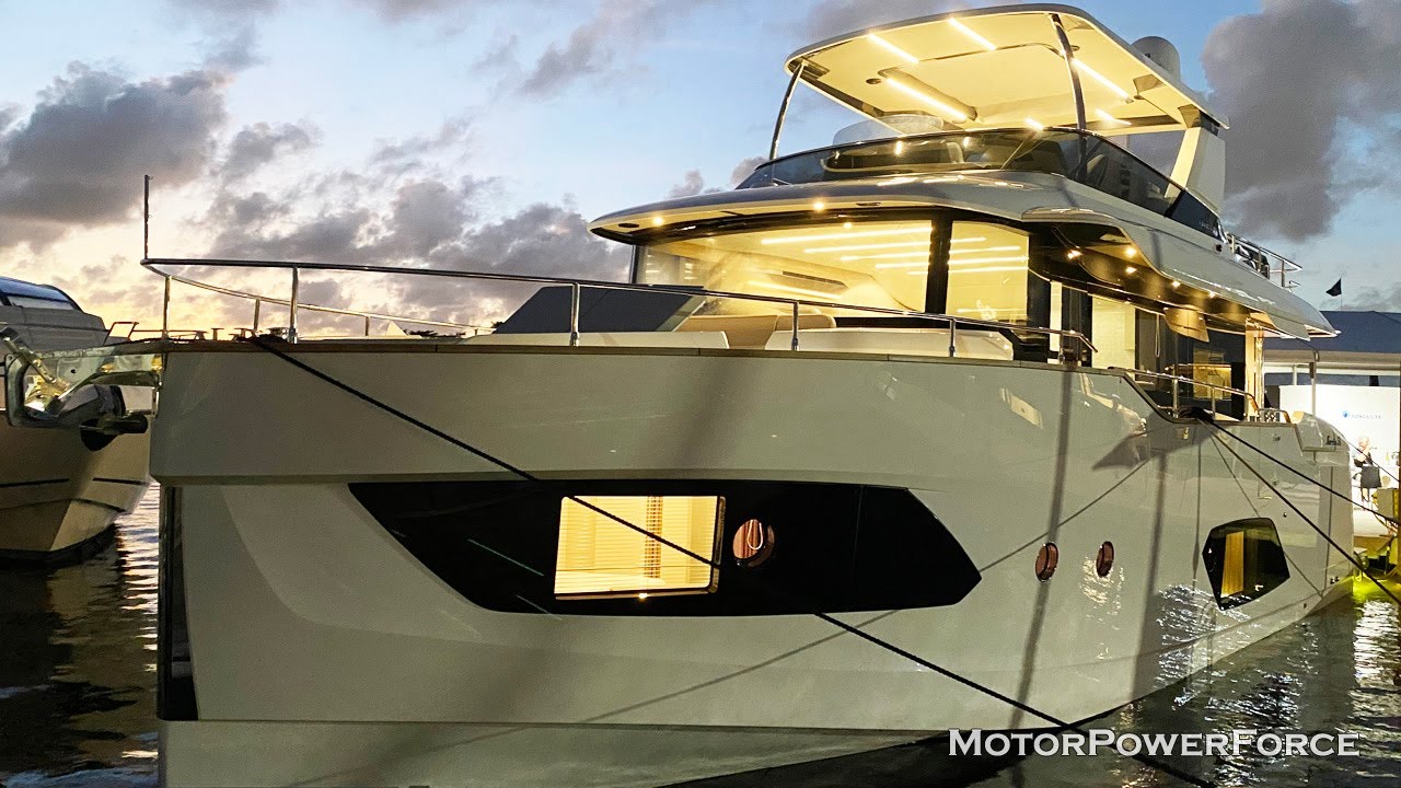 2021 Absolute Navetta 58 Fly 14-Person Capacity Category B Luxury Yacht