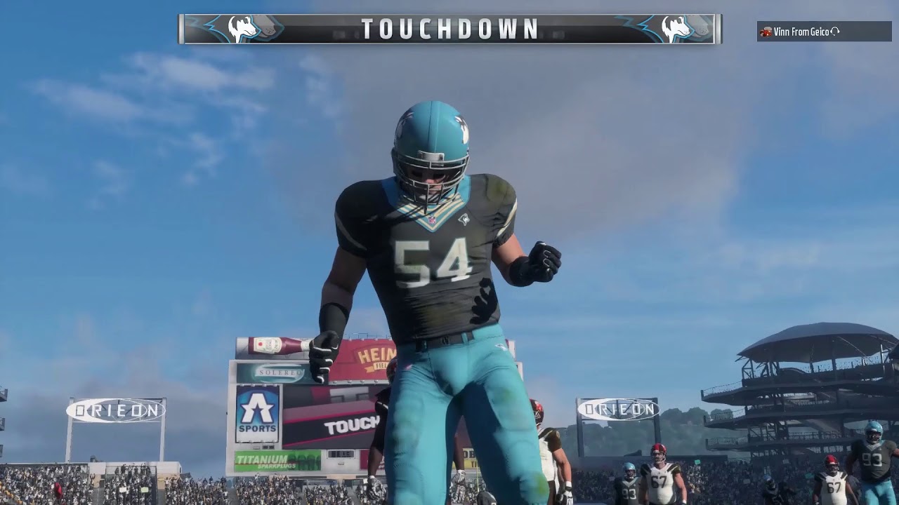 BRIAN URLACHER IS A PICK 6 MACHINE!!! MUT 18 GAMEPLAY