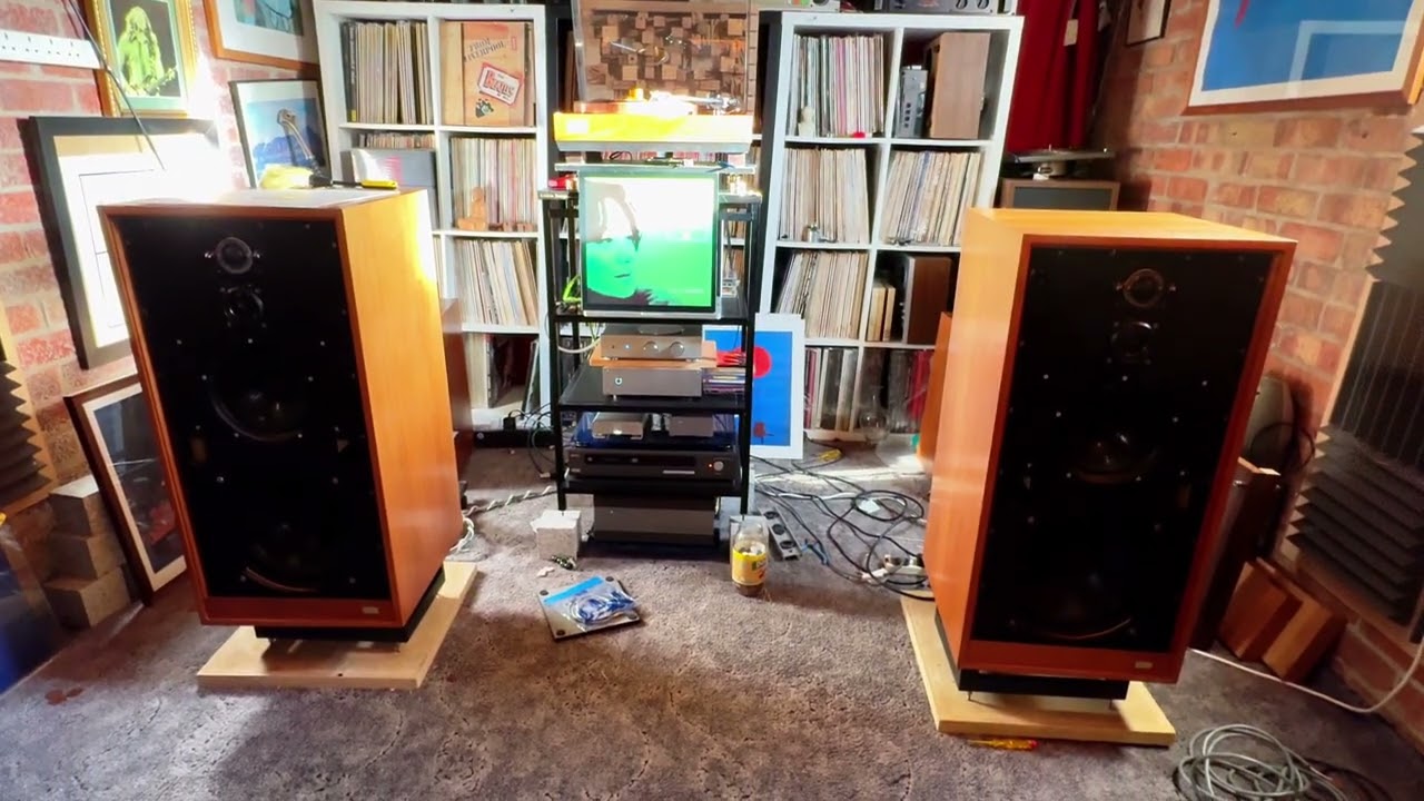LP Vs. AD 1852 DAC Comparison Test 