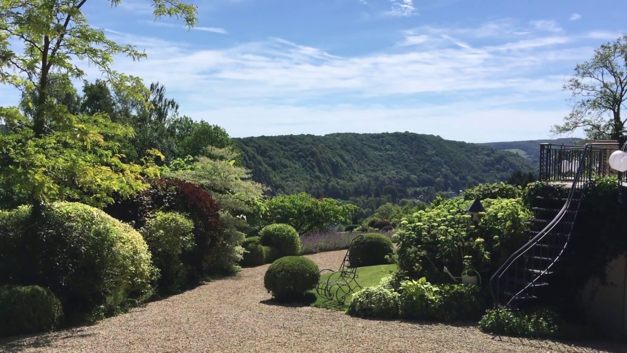 Flanerie dans un jardin de rêve