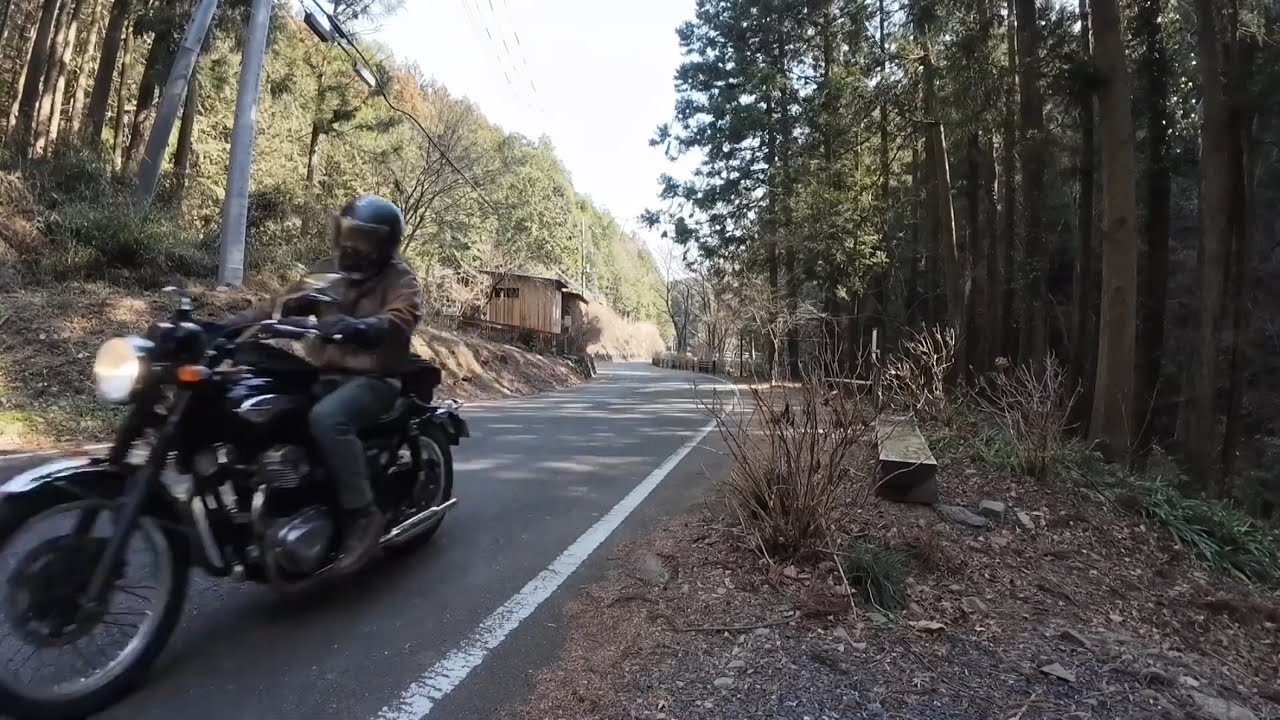 陽気に誘われ　ちょっとそこまで　W400
