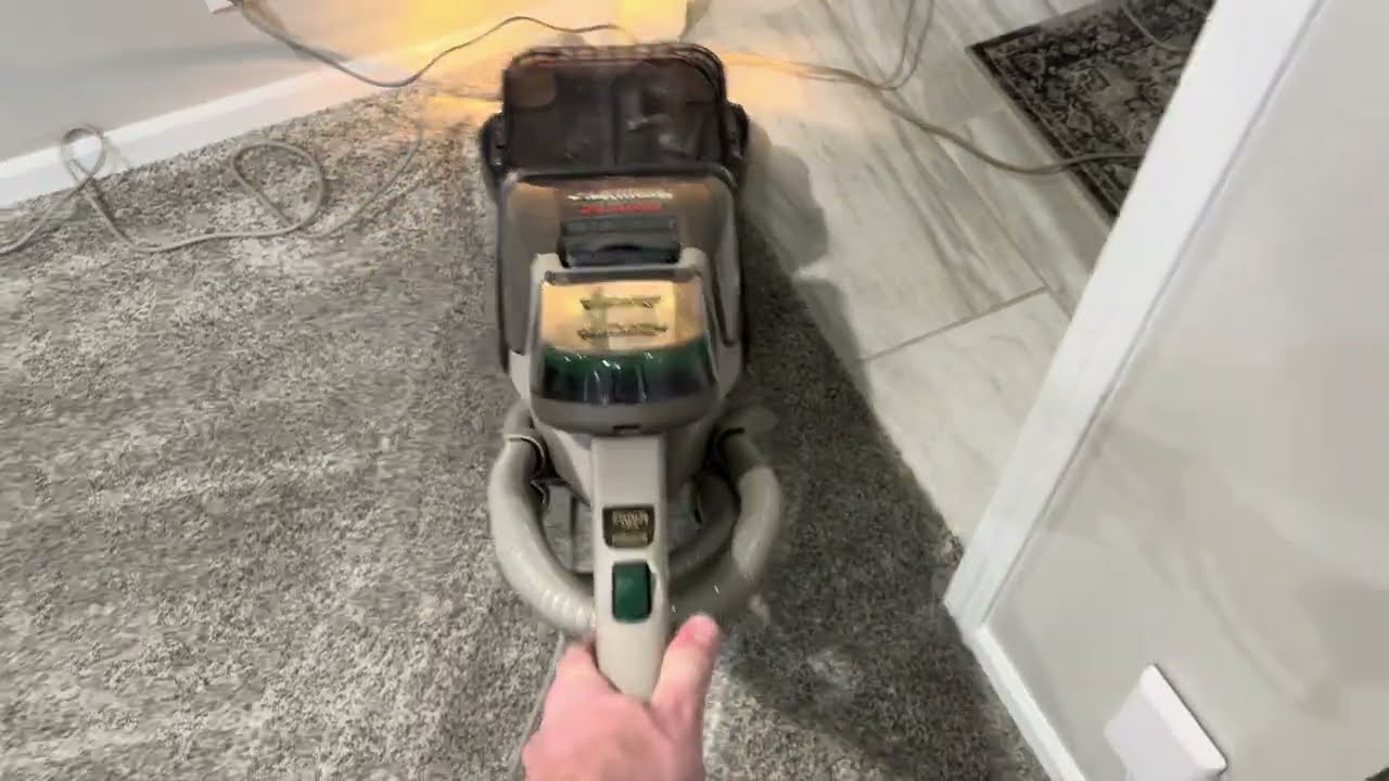 2000 Hoover SteamVac Widepath LS Carpet Cleaner Use