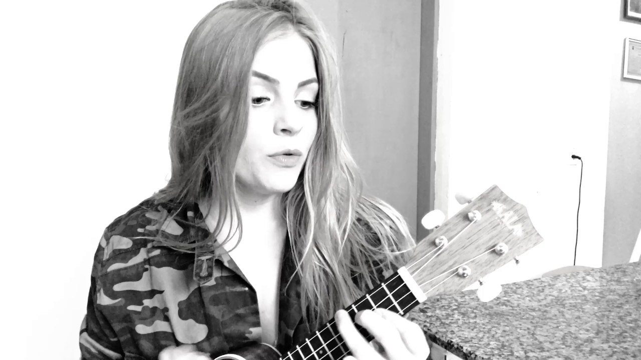 Lu&iacute;sa Sonza - Passarinhos (Emicida Ukulele Cover)