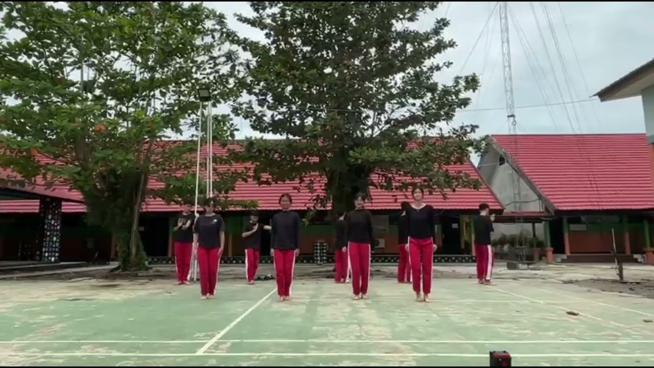 TARI DAYAK -TUGAS SMKN2 KELOMPOK 3-X BRT 1-Singkawang Barat 2026-GURU PEMBIMBING = Nurul Huda, S.Pd
