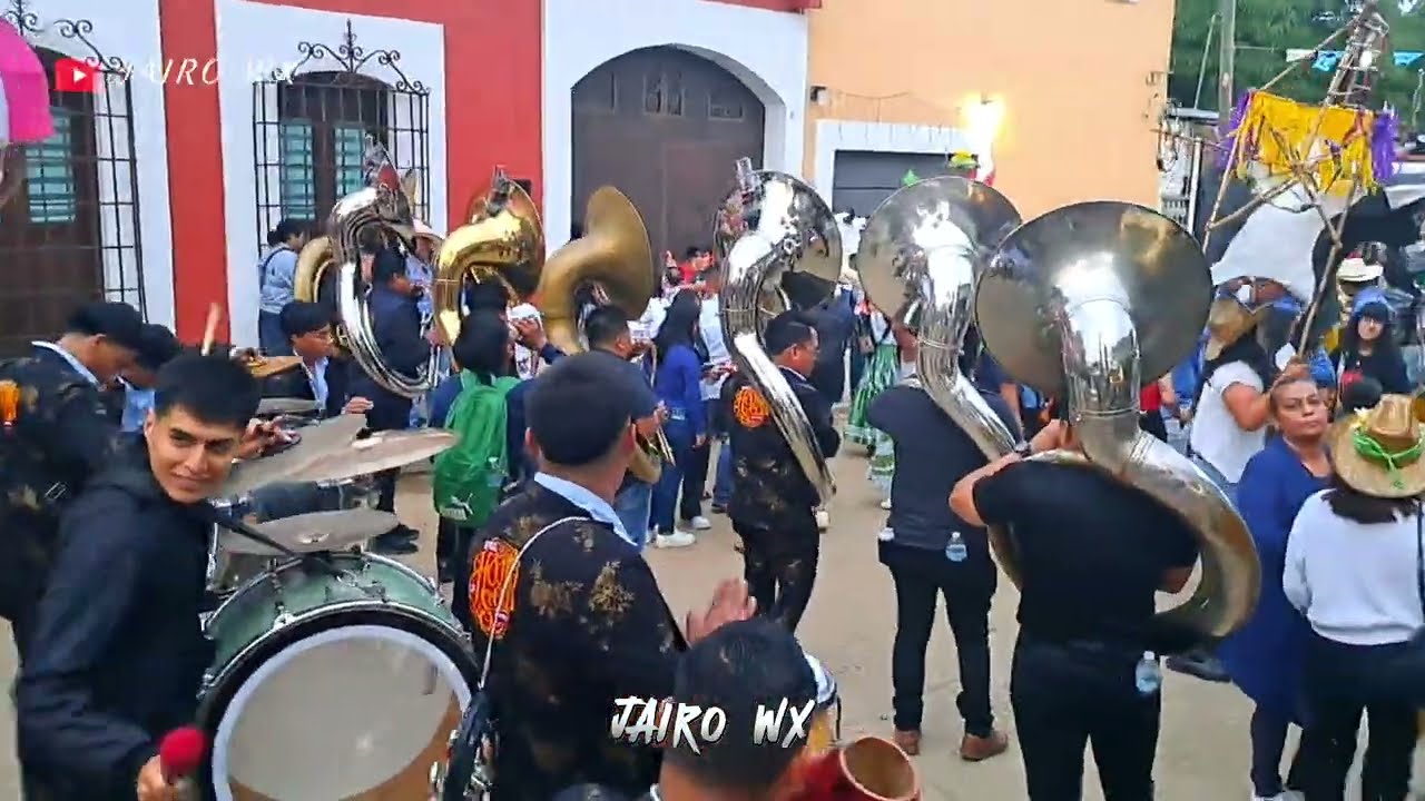 ASI SUENA BANDA LA HOJITA SECA 🔥🥁 POPURRÍ MERENGUES Y MAS !!! DESDE SANTA MARÍA DEL TULE OAXACA 